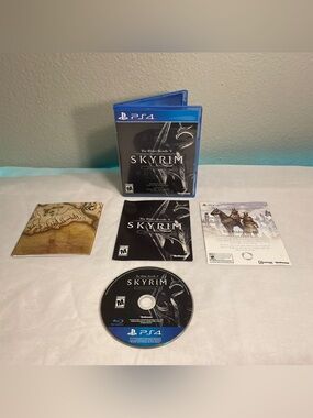 Elder Scrolls V: Skyrim - Special Edition (PlayStation 4, PS4) - Complete In Box
